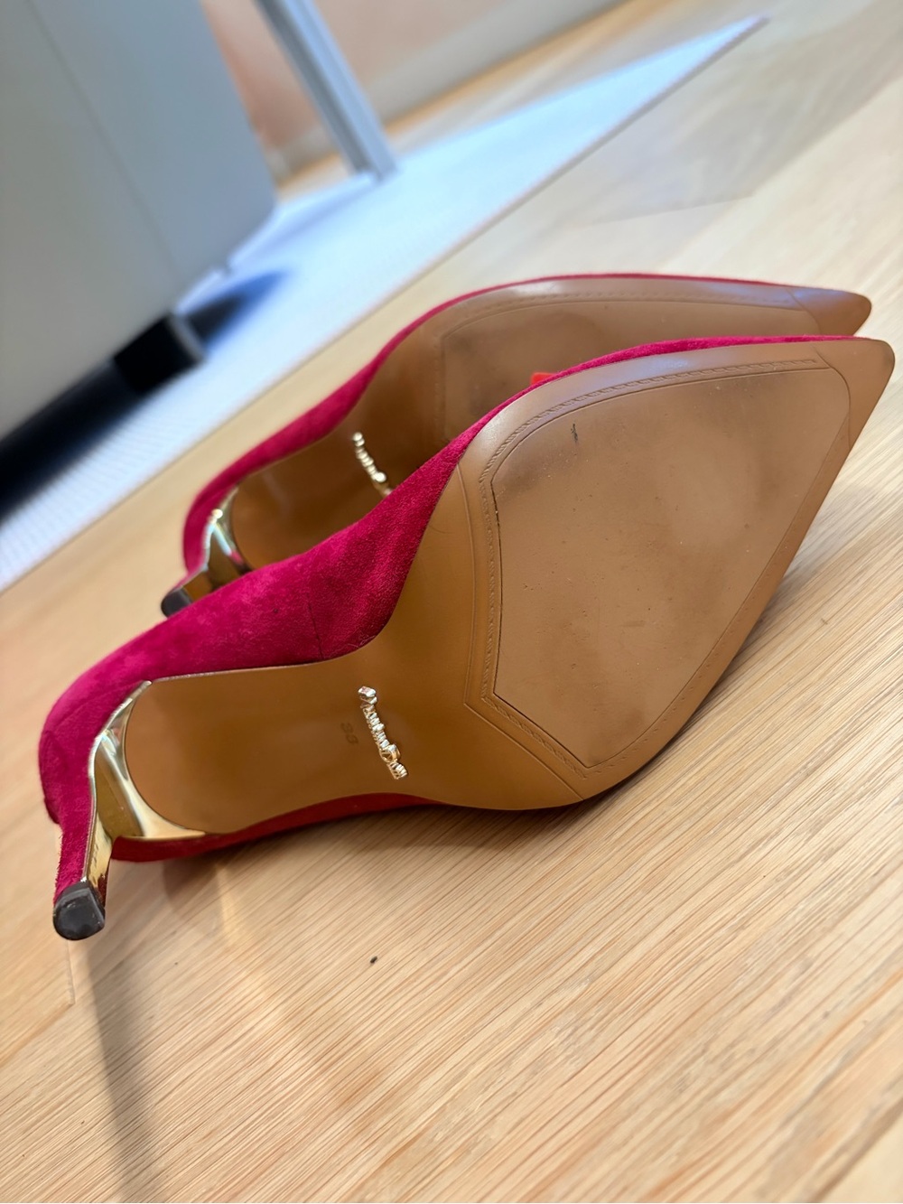 Massimo Dutti Raspberry Suede Pointed-Toe Stiletto Pumps - Picture 3 of 4